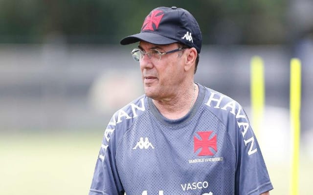 De olho no rival: Vasco tem mudança no ataque para clássico contra o Flamengo, veja a provável escalação