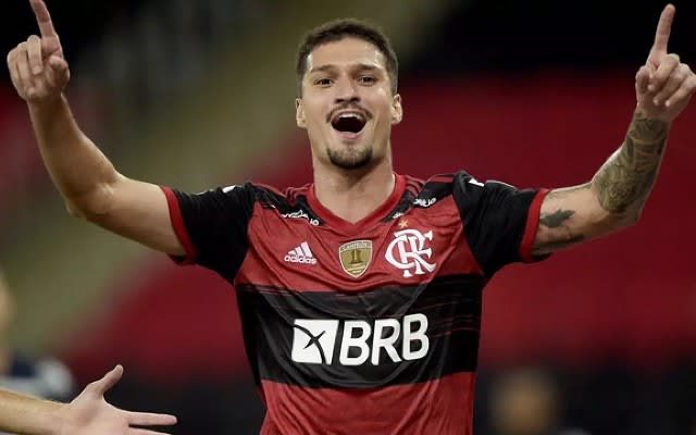 Flamengo acerta venda de Thuler para time japonês