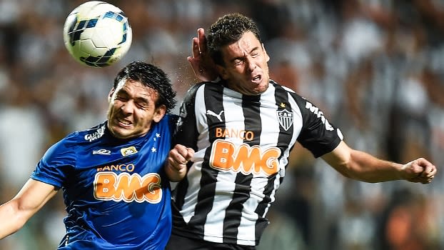 Mesma empresa fecha patrocínio, e Atlético exige mudança para não vestir cor do Cruzeiro