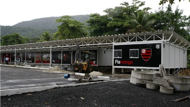 Pelaipe visita Ninho do Urubu e vê necessidade de melhorias já para a pré-temporada