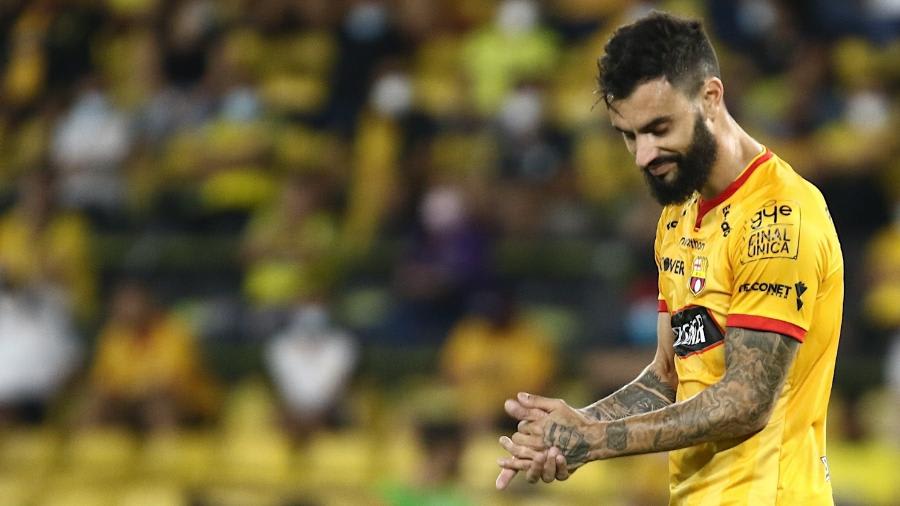 Milionários gigantes: jornais do Equador lamentam vitória do Flamengo