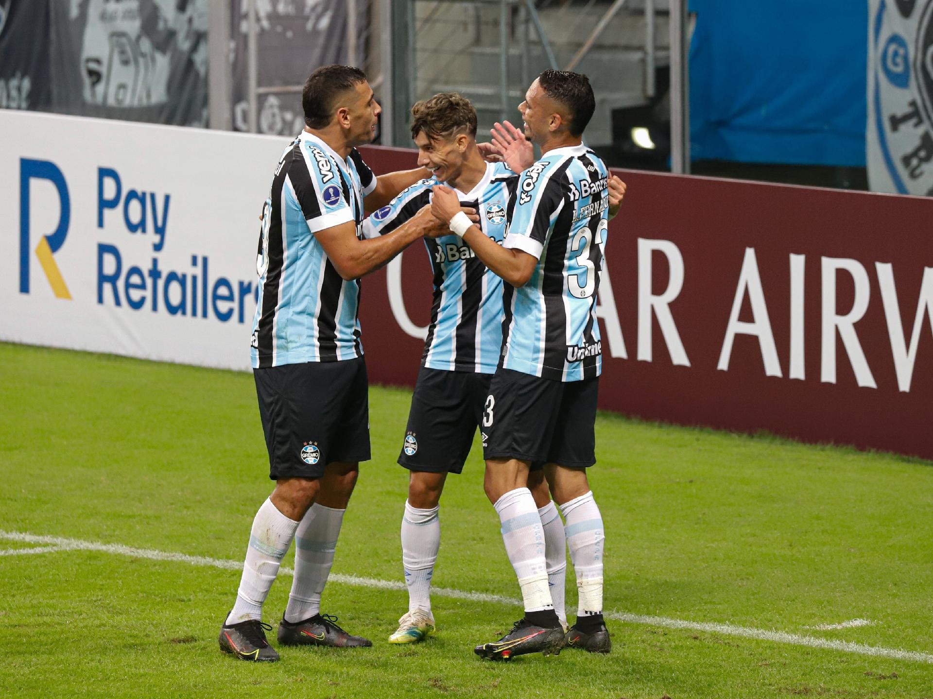 Com a presença de titulares, veja a lista de relacionados do Grêmio para final da Recopa Gaúcha