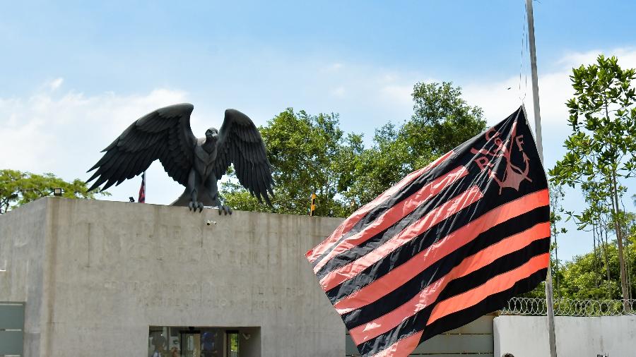 Flamengo e empresa que fez obra no Ninho do Urubu travam uma batalha judicial