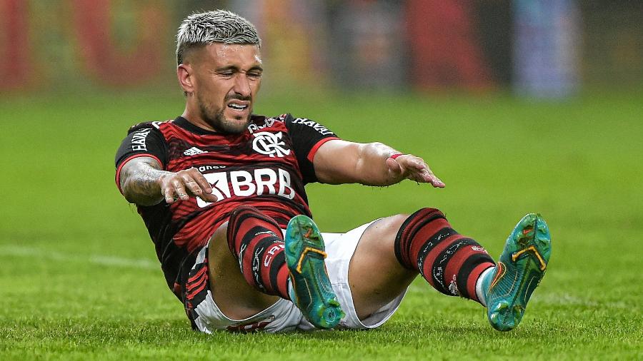 OPINIÃO: Sem Oscar, como o Flamengo pode se virar na ausência de Arrascaeta?