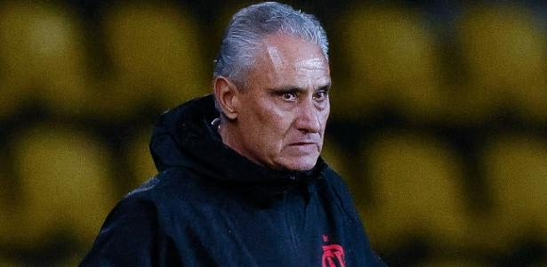 Tite Reconhece Queda de Confiança do Flamengo em Momento de Dificuldade.