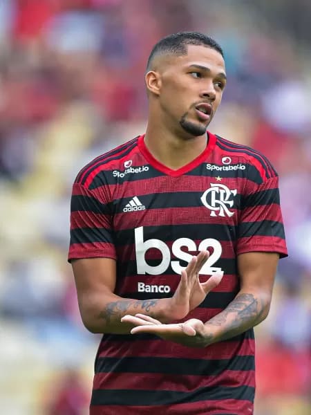 Flamengo pode receber R 10 milhões por venda de Vitor Gabriel ao Braga, de Portugal