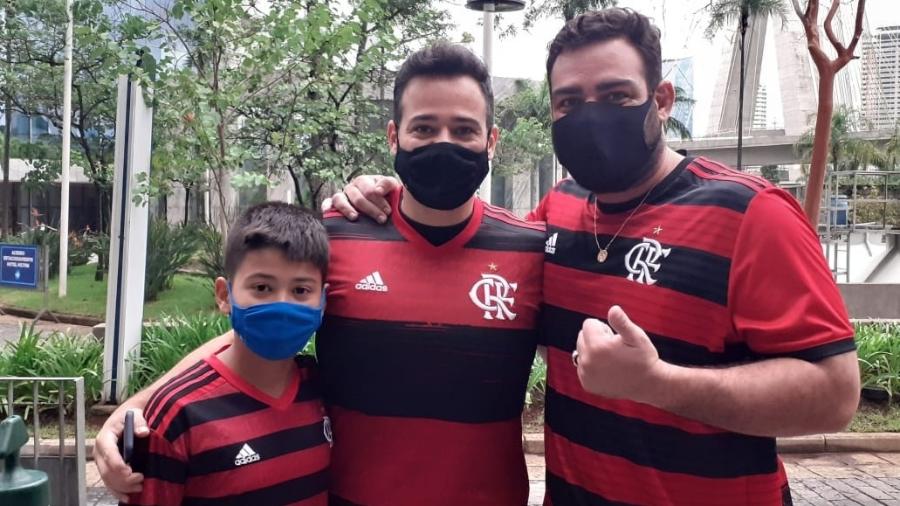 Torcedor do Flamengo dirige 600 km para ver final na porta do Morumbi