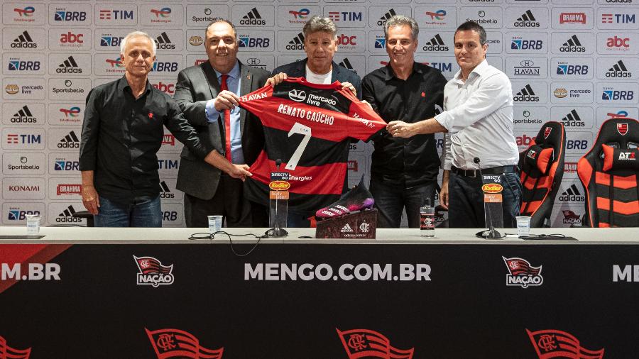 Flamengo conseguiu manter o mesmo técnico ao longo de toda a temporada apenas uma vez nos últimos 30 anos