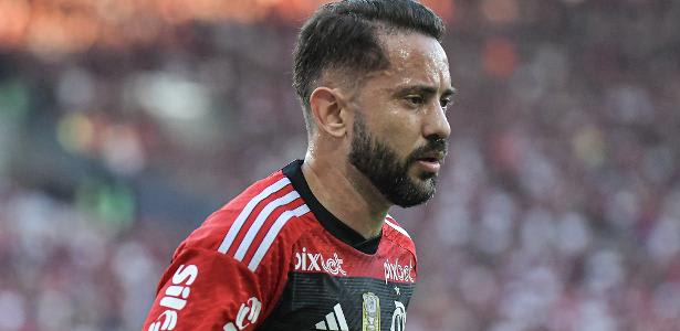 Flamengo e Everton Ribeiro avançam por renovação contratual