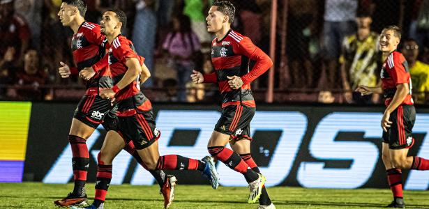 Flamengo elimina algoz do Palmeiras e avança nos pênaltis à semi da Copinha