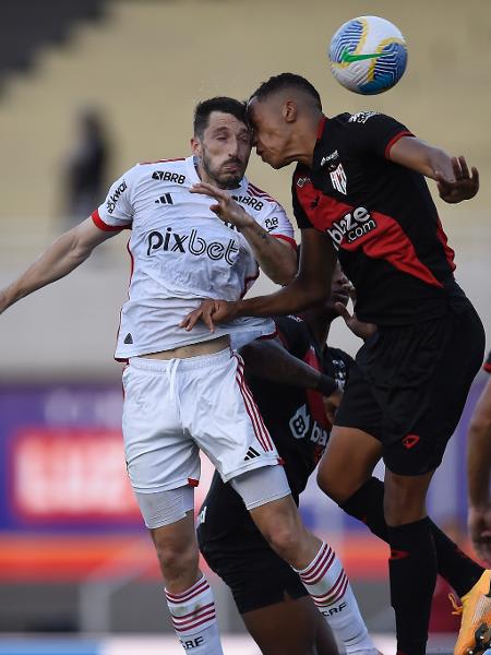 FORA DO PRÓXIMO COMPROMISSO! Após forte choque de cabeça, jogador do Flamengo não jogará próxima partida