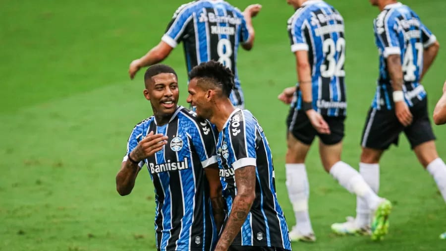 Jean Pyerre é procurado por clube carioca e se interessa, mas Grêmio prioriza venda