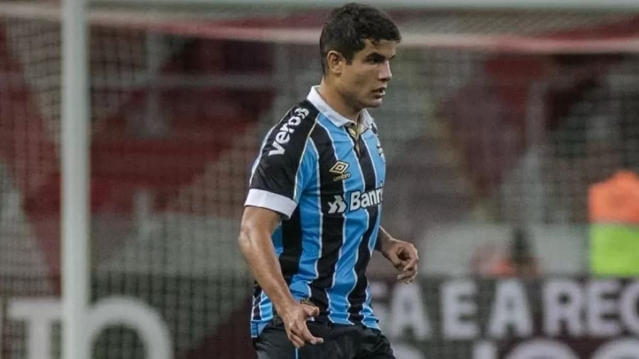 Grêmio faz consulta a Conmebol e prepara ida de jogadores do Brasil ao Paraguai