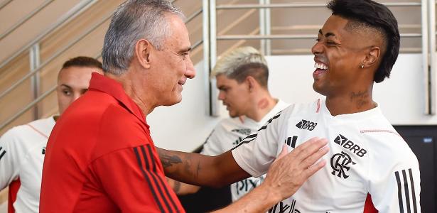 Flamengo: Tite muda ambiente e renova esperança com ideias claras e diálogo