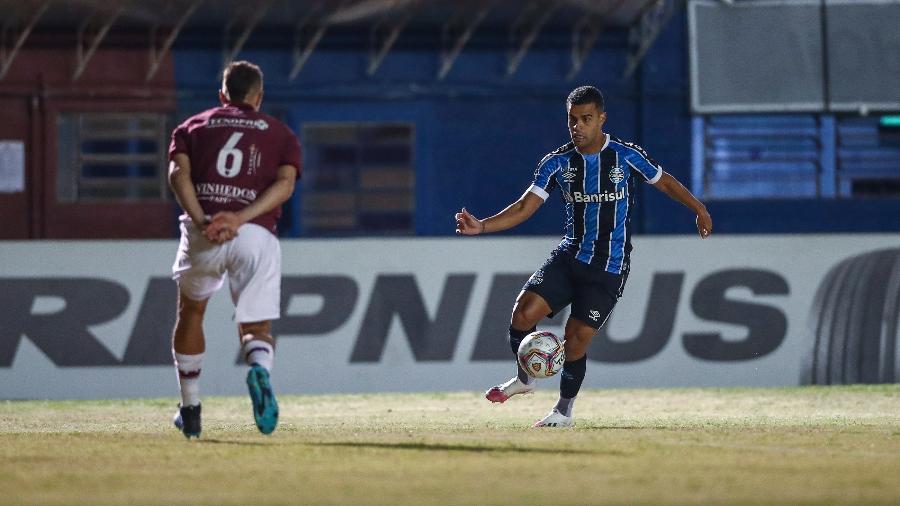 Com retorno de Suárez aos gramados, Grêmio treina de olho em partida diante  do Atlético-MG pelo Brasileiro