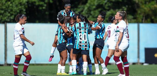 Grêmio vence Fluminense em partida decisiva no Brasileiro feminino.