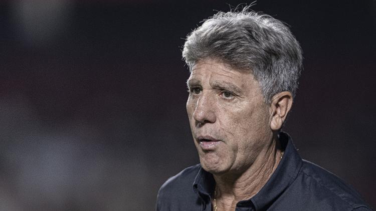 Renato Gaúcho, técnico do Grêmio, durante jogo contra o Atlético-GO