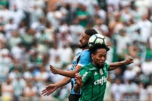 Zagueiro do Grêmio lamenta lance isolado em derrota: infelicidade