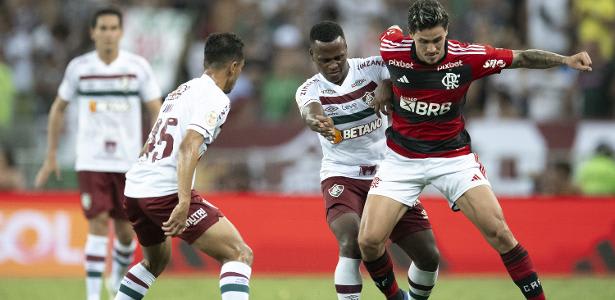 Flamengo com titulares de volta e Fluminense com time misto no clássico.