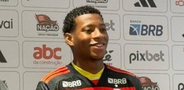 Estreias de Alex Sandro e Plata no clássico Flamengo x Vasco; Arrascaeta no banco