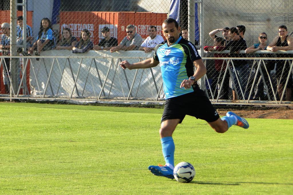 Coluna do Cacalo: o Grêmio está carente de centroavante