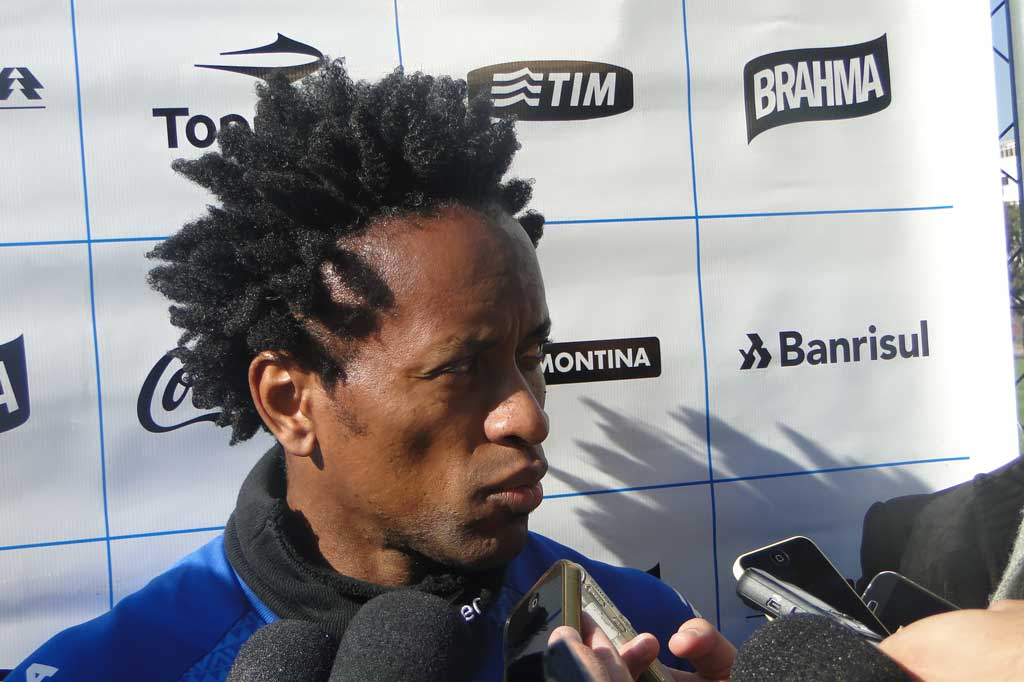 Zé Roberto elogia novo CT do Grêmio: Me lembrou a estrutura do Bayern de Munique