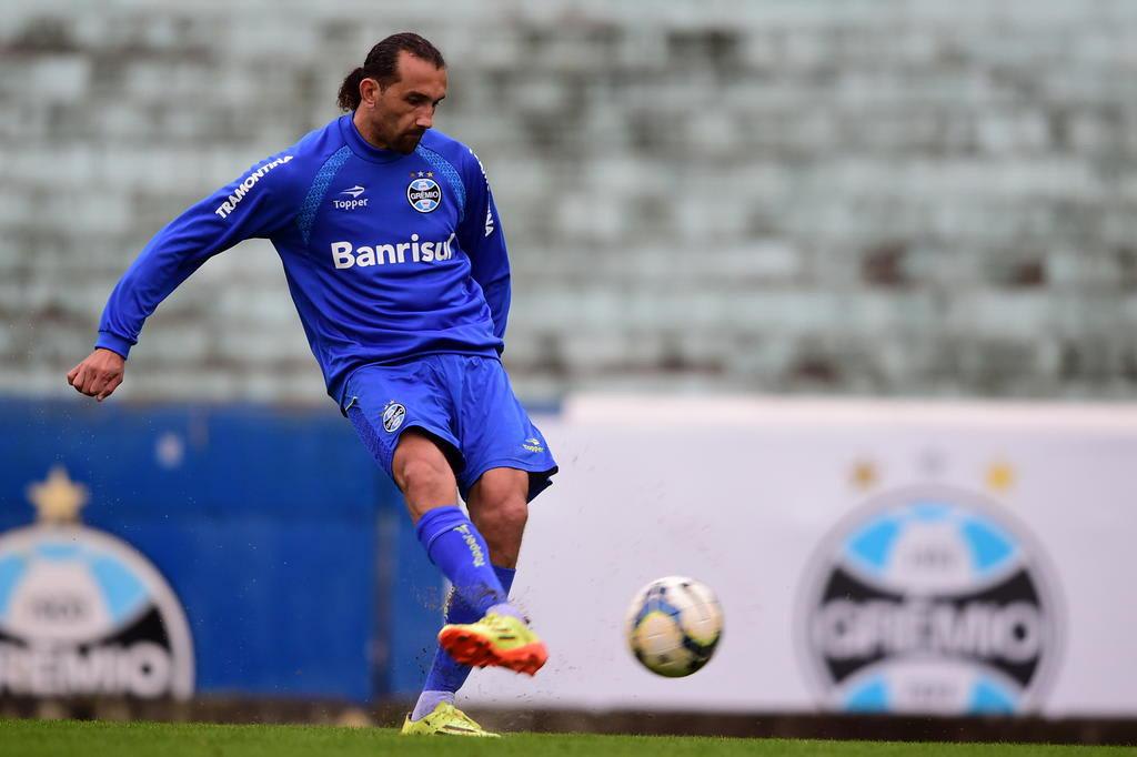 Grêmio enfrenta o Figueirense com Barcos sob pressão por seca