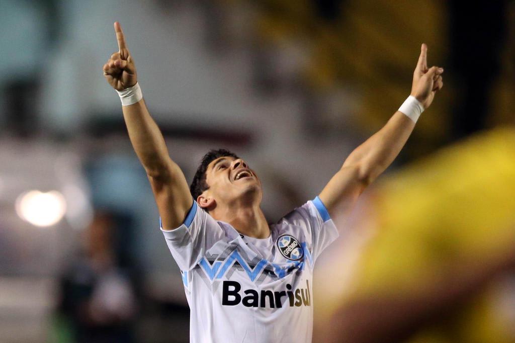 Grêmio vence o Figueirense com gol de Giuliano