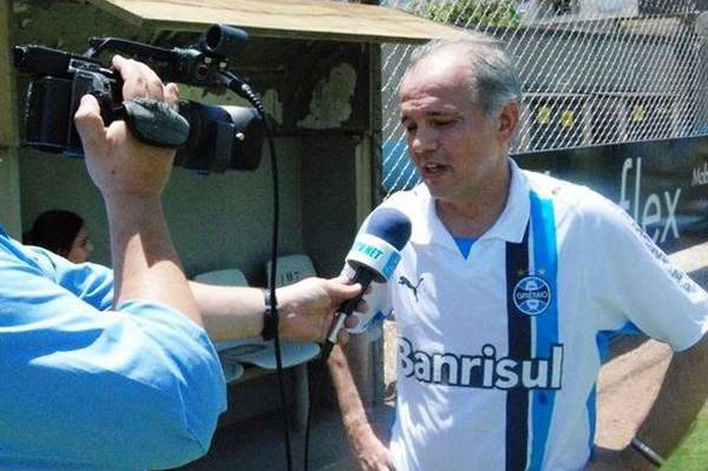 Olé coloca interesse do Grêmio como obstáculo para renovação de Sabella na Argentina