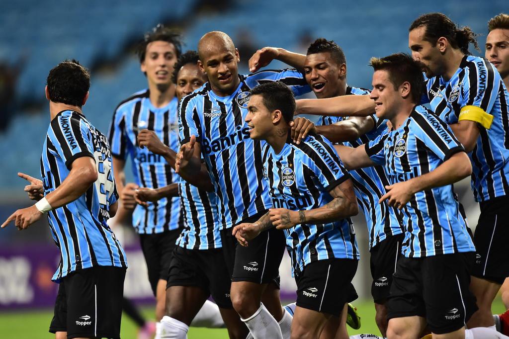 Quem fica e quem sai: como o Grêmio se prepara para 2015