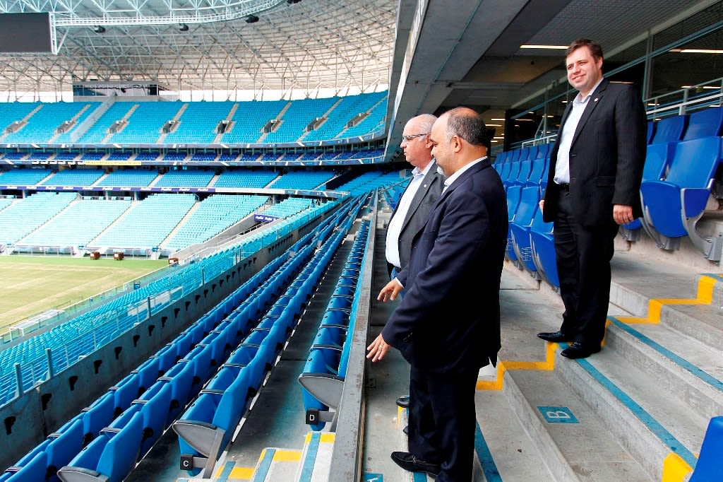 Ministro do Esporte debate torcida mista e MP com dirigentes da Dupla na Arena