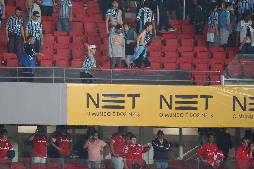 Grêmio e Inter são denunciados por problemas no Gre-Nal 406