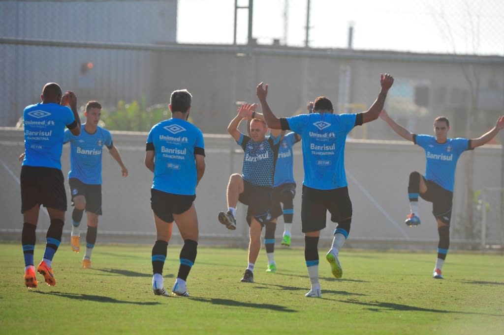 Grêmio efetiva Rogério Dias como preparador físico