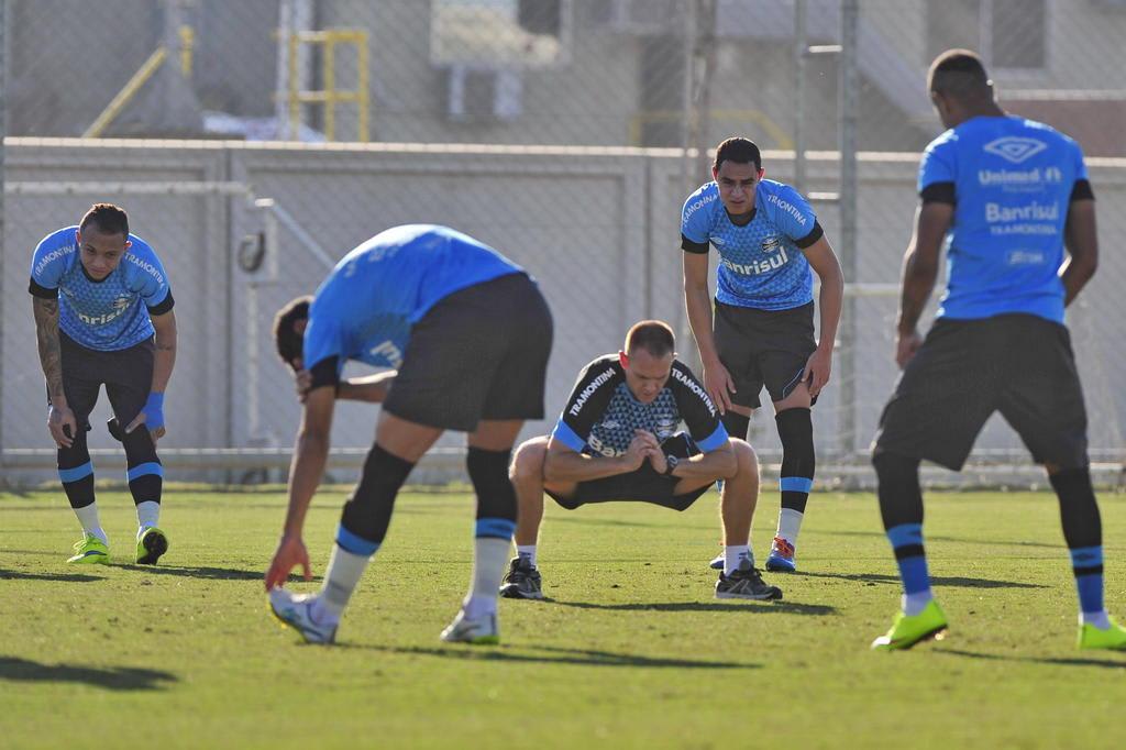 Pedro Ernesto: Grêmio acerta ao apostar em uma comissão técnica permanente