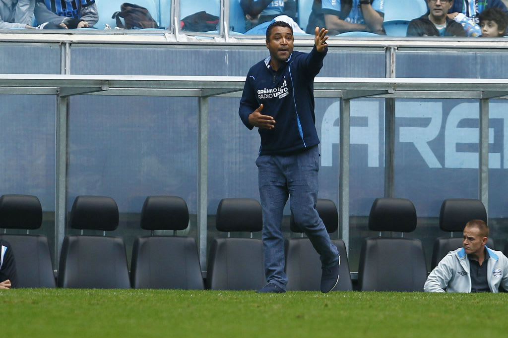 Por estabilidade, Roger espera evolução gradativa do Grêmio