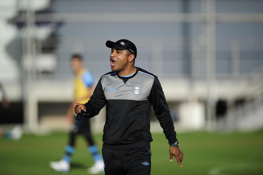 Cacalo: a atitude correta de Roger para encarar o Fluminense no Maracanã