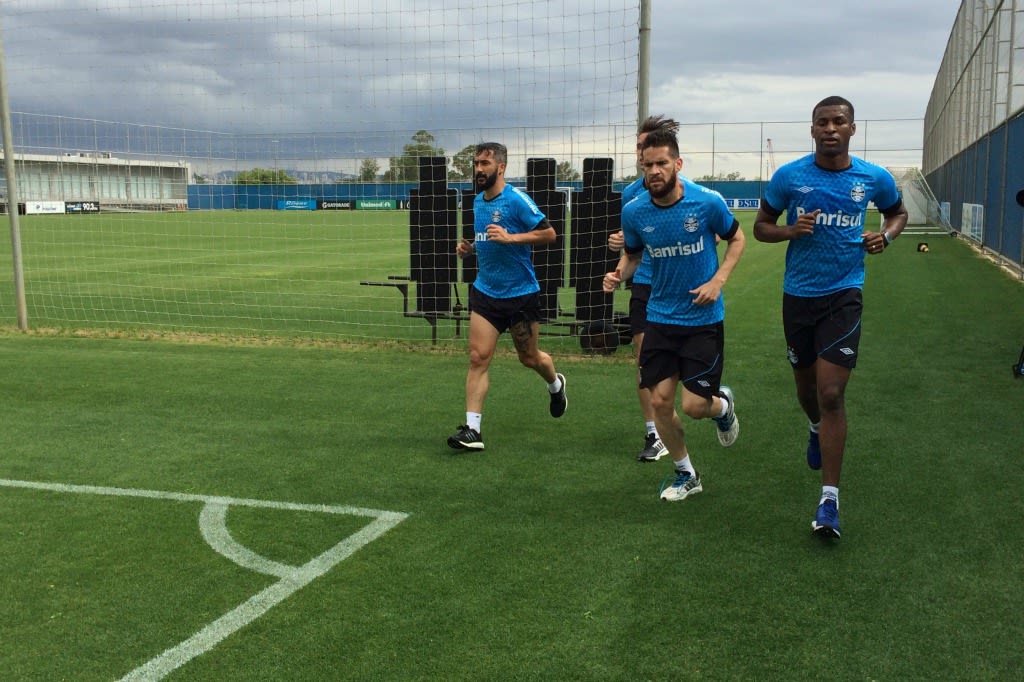 Grêmio se reapresenta sem Luan, e titulares fazem trabalho físico