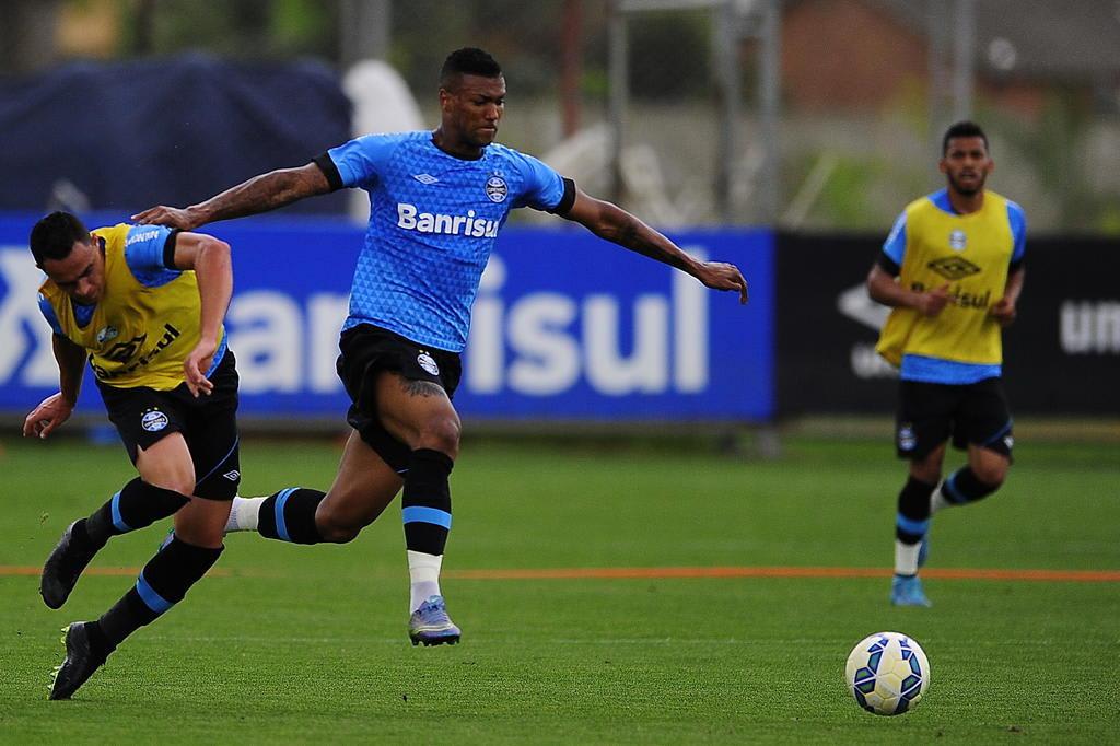 Cacalo: Nível técnico do Brasileirão está muito abaixo daquilo