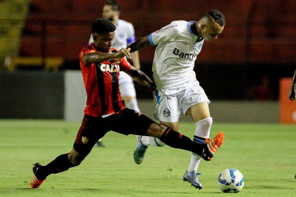 Grêmio é derrotado pelo Sport na Ilha do Retiro