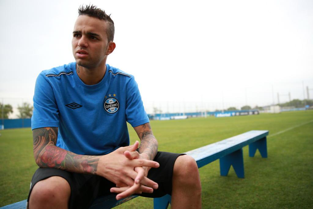 Cacalo: Luan só deve sair do Grêmio por valores que resolvam a situação financeira do clube