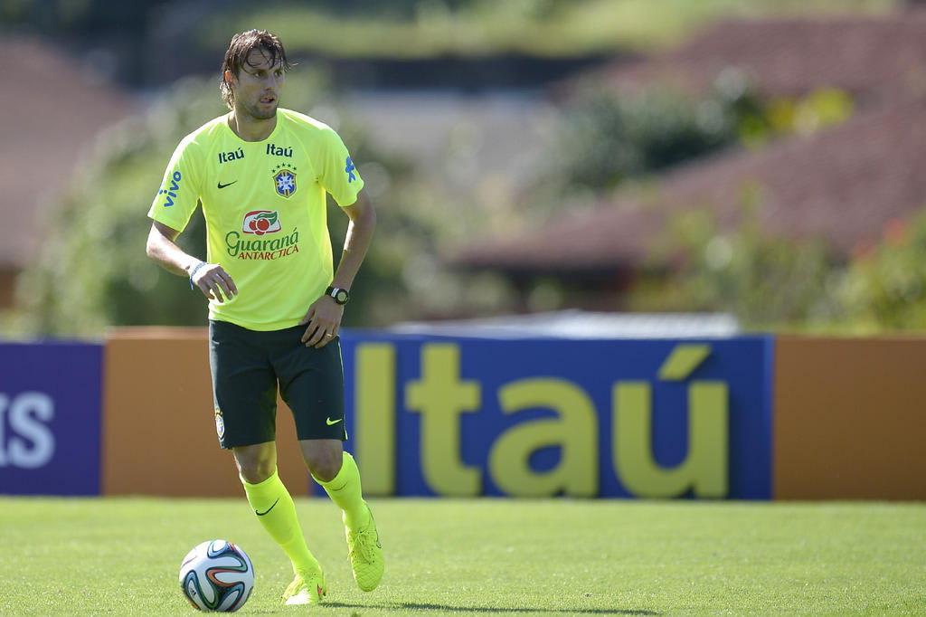 Fluminense nega acerto com o zagueiro Henrique