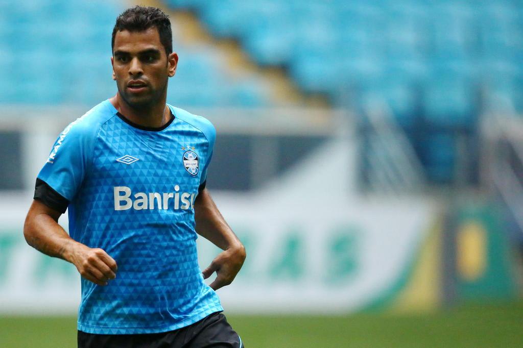 Leonardo Oliveira: Grêmio fez grande investimento por Maicon