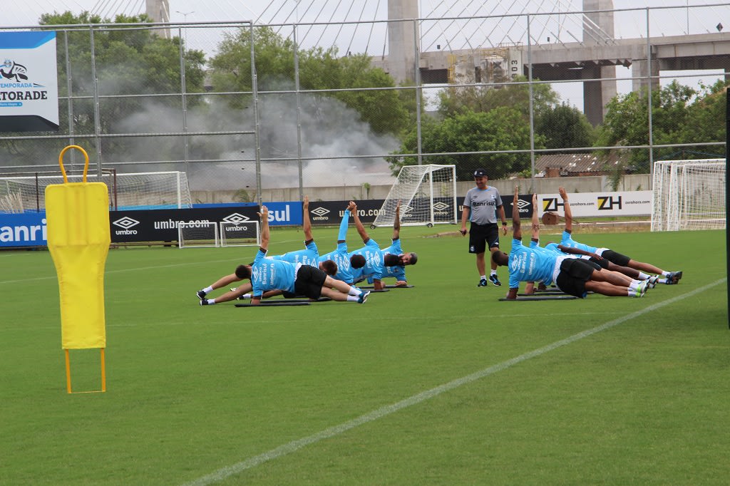 No último dia de avaliações físicas, Grêmio realiza bateria de exercícios