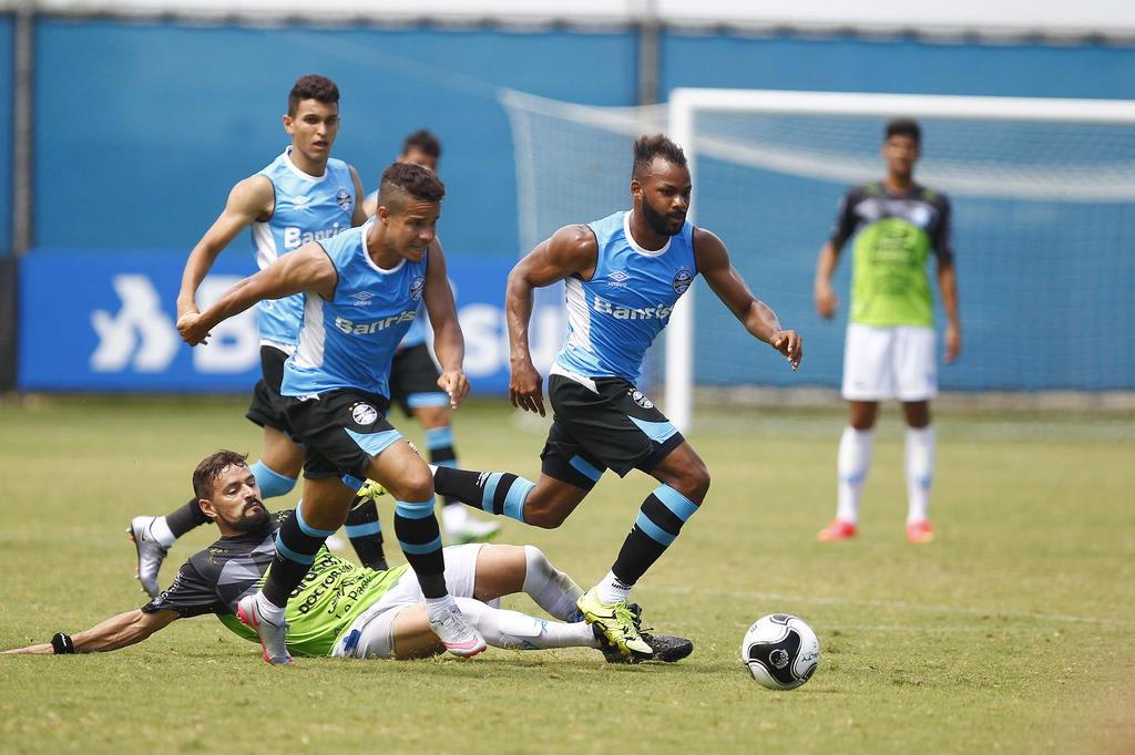 Grêmio empata em 0 a 0 em jogo-treino com o Novo Hamburgo