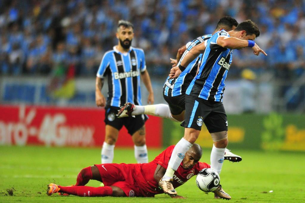 Torcedor Gremista ZH: Grêmio dominou, mas saiu no prejuízo no Gre-Nal