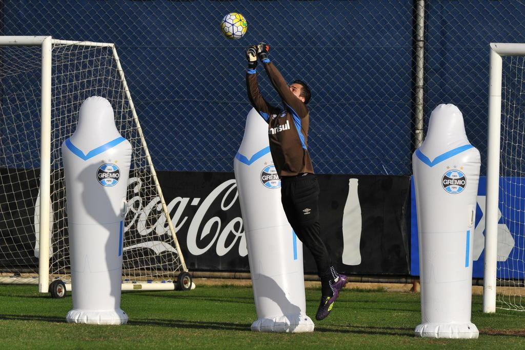 A complicada missão do Grêmio com time misto