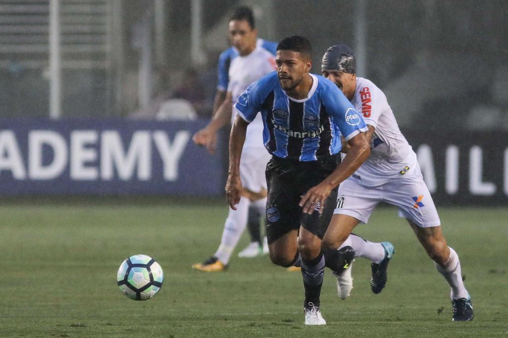 O que fica do jogo contra o Santos