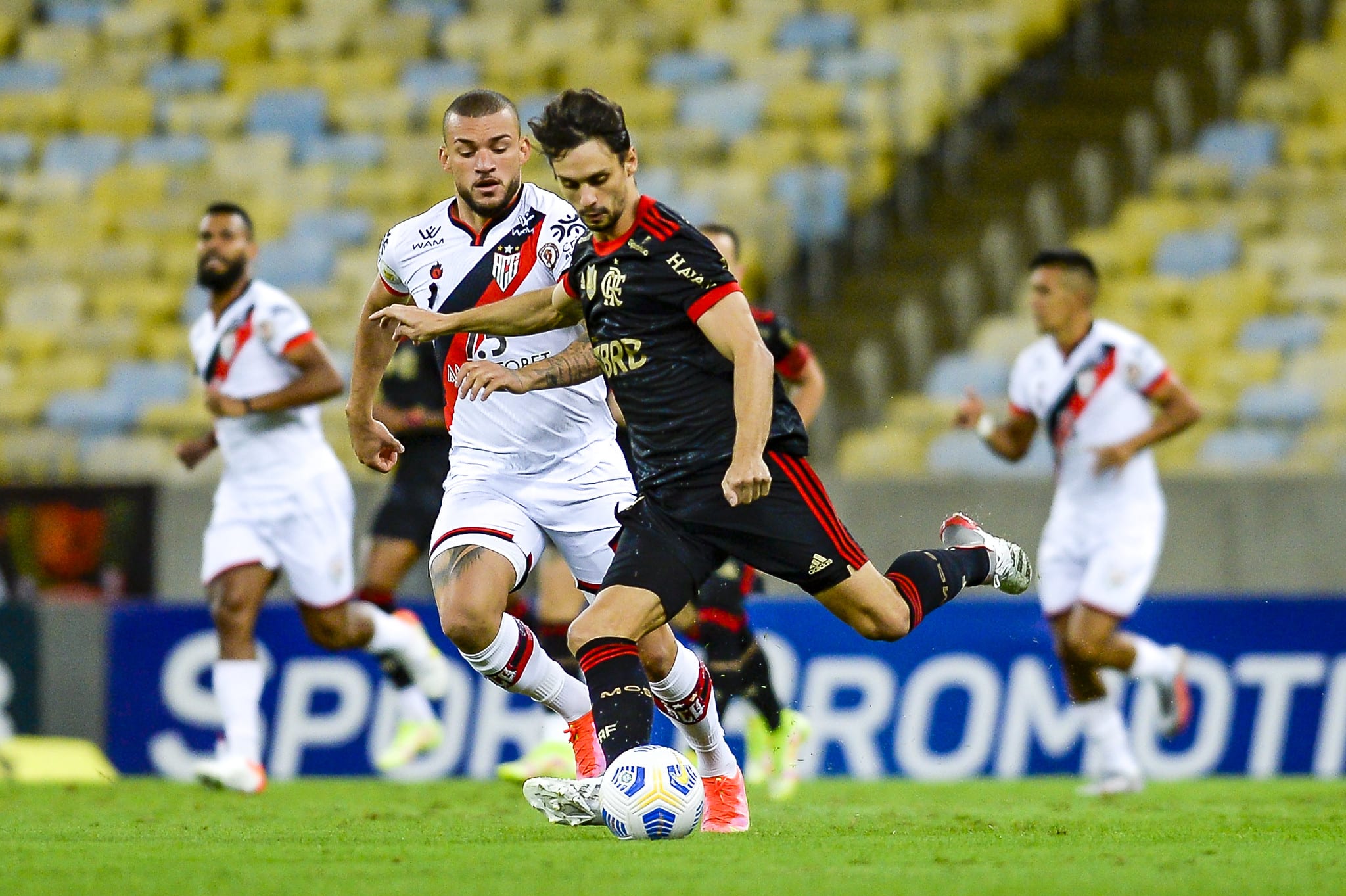 Melhores momentos: Flamengo 2x0 Atlético-GO | 19º rodada do Brasileirão 2021