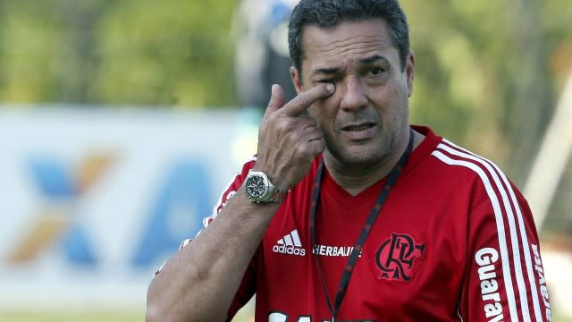 Advogado do Flamengo diz que não há o que fazer após nova decisão do STJD suspendendo Luxemburgo: ‘Virou política’