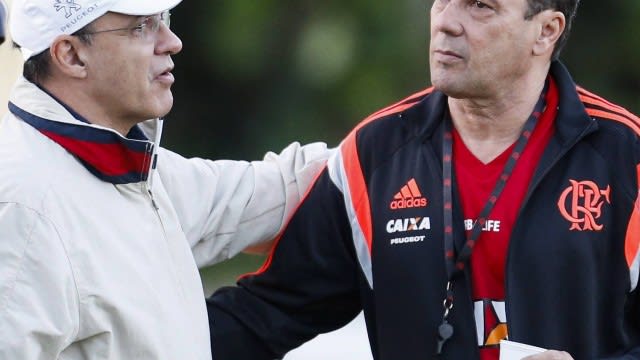 Conselho Diretor do Flamengo discute crise no futebol e continuidade de Luxemburgo